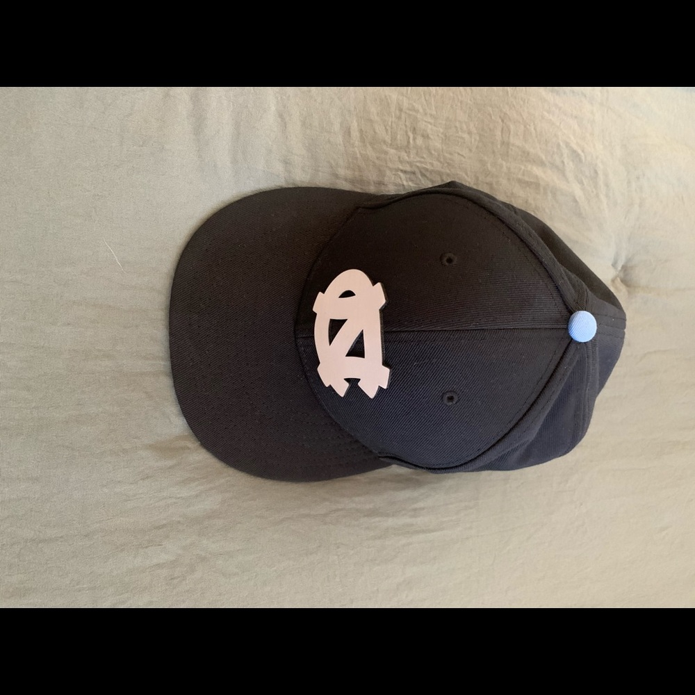 UNC Nike hat